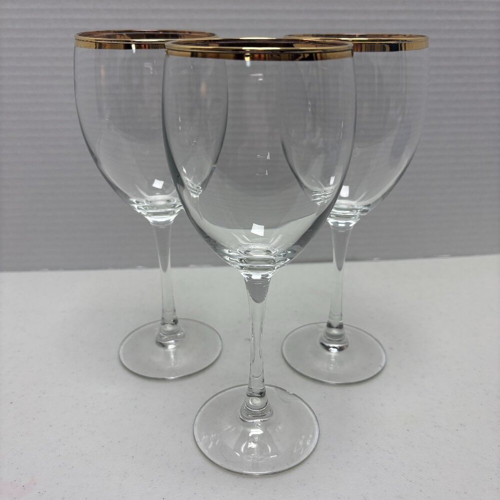 Luminarc France Wine Glasses With Gold Tone Rim Set/2 - 2122